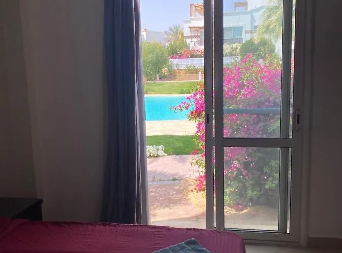 Sunterra 2 Bedroom Apartment *