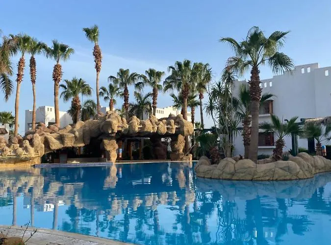 Sunterra 2 Bedroom Apartment